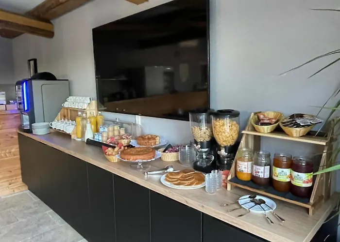 Hotel Clair De Lune 3*