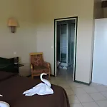 月光曲酒店