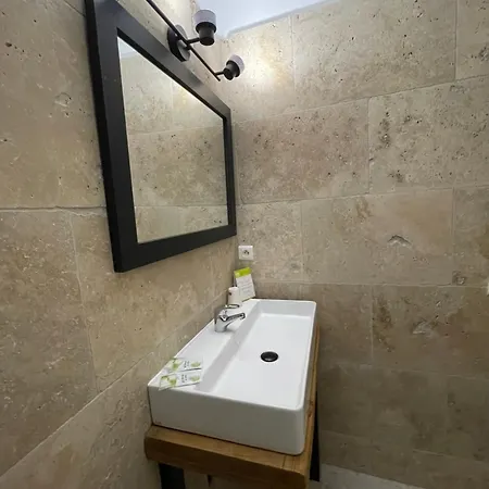 Hotel Clair De Lune 3*