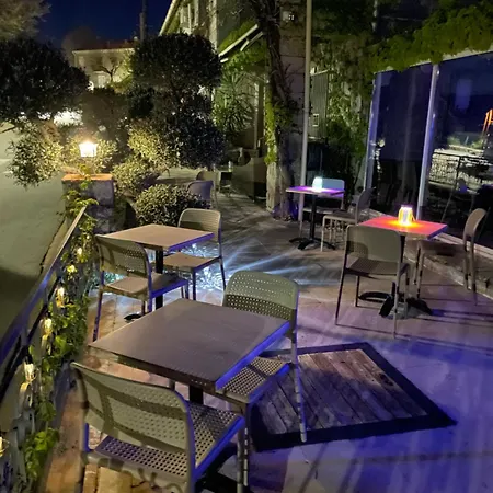 Hotel Clair De Lune