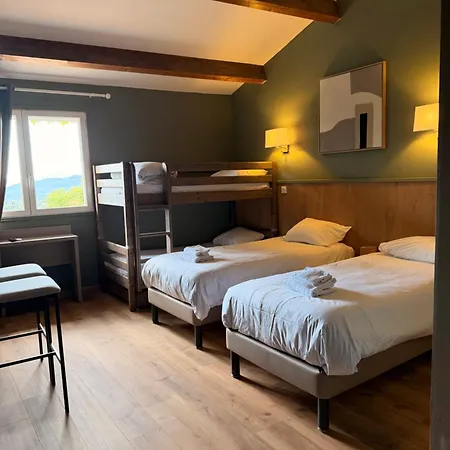 Clair De Lune Hotel