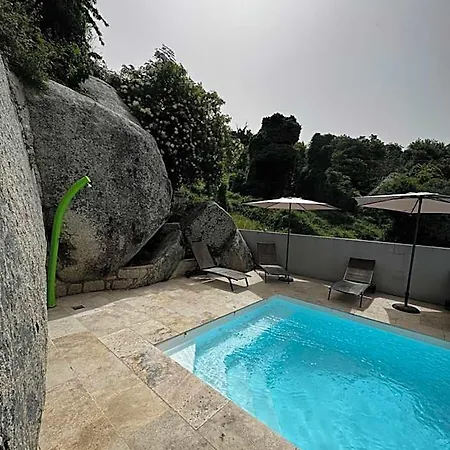 Clair De Lune Hotel 3*