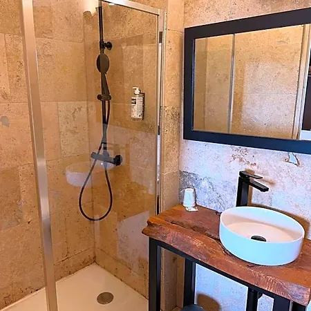 Clair De Lune Hotel 3*