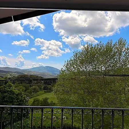Clair De Lune Hotel