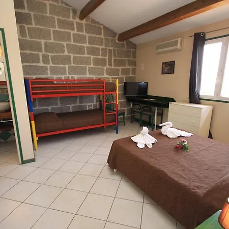 Hotel Clair De Lune