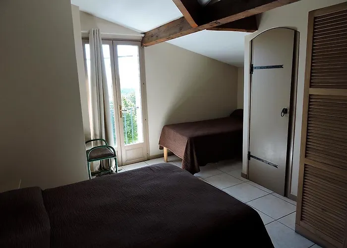 Clair De Lune Hotel 3*